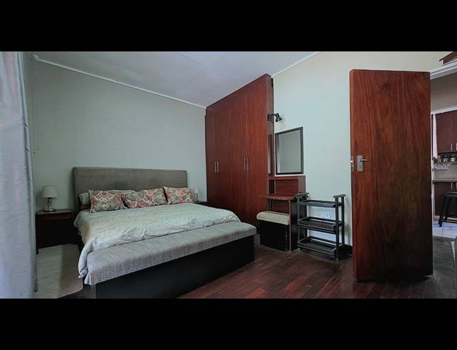 3 BEDROOM CLUSTER RENTED IN FLAMWOOD